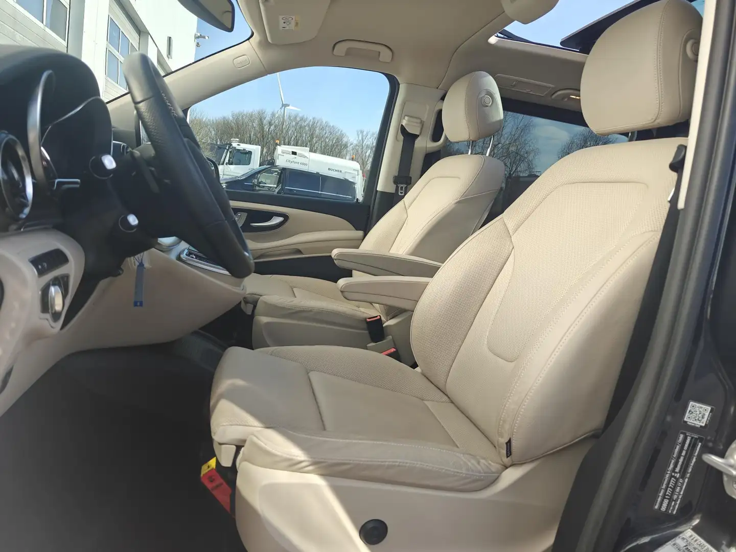 Mercedes-Benz EQV 300 L2 | Panoramisch Dak | Smartphone Integratie | Dis Grijs - 2