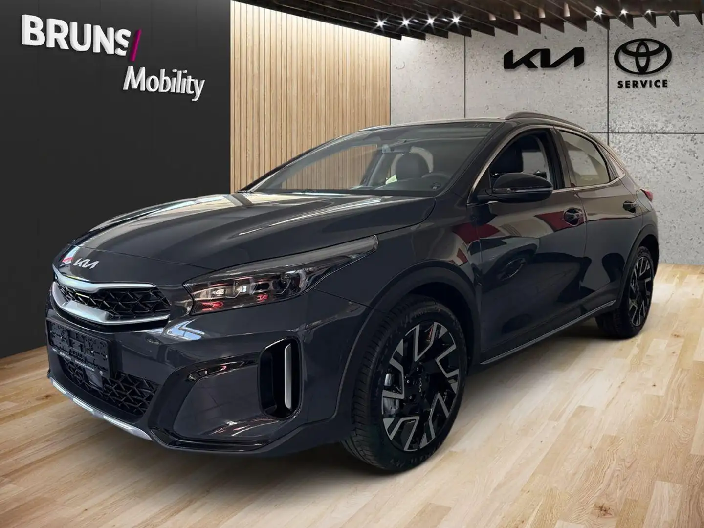 Kia XCeed 1.5T DCT7 Spirit  Exclusive, Glasdach, AHK Šedá - 2