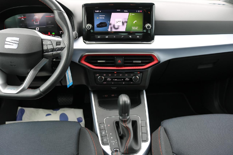 SEAT Arona FR — photo 7