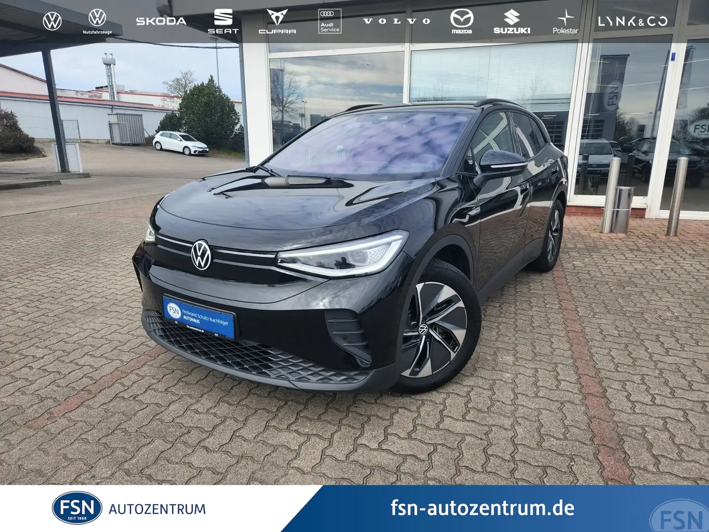 Volkswagen ID.4 Pro Performance MATRIX AHK NAVI KLIMA SHZ Lenkrad Schwarz - 1