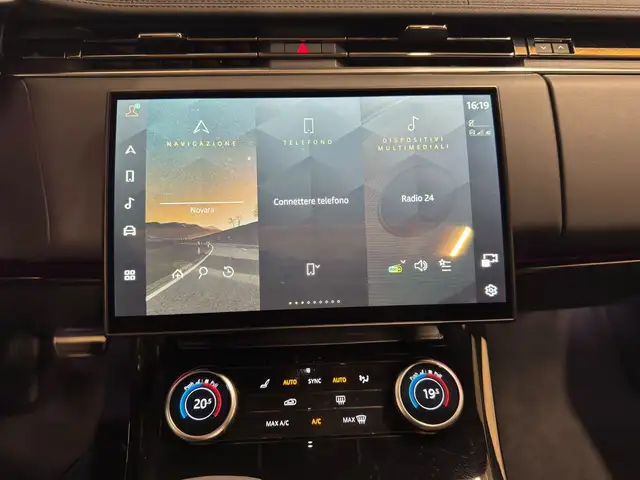 Land Rover Range Rover Sport view 28