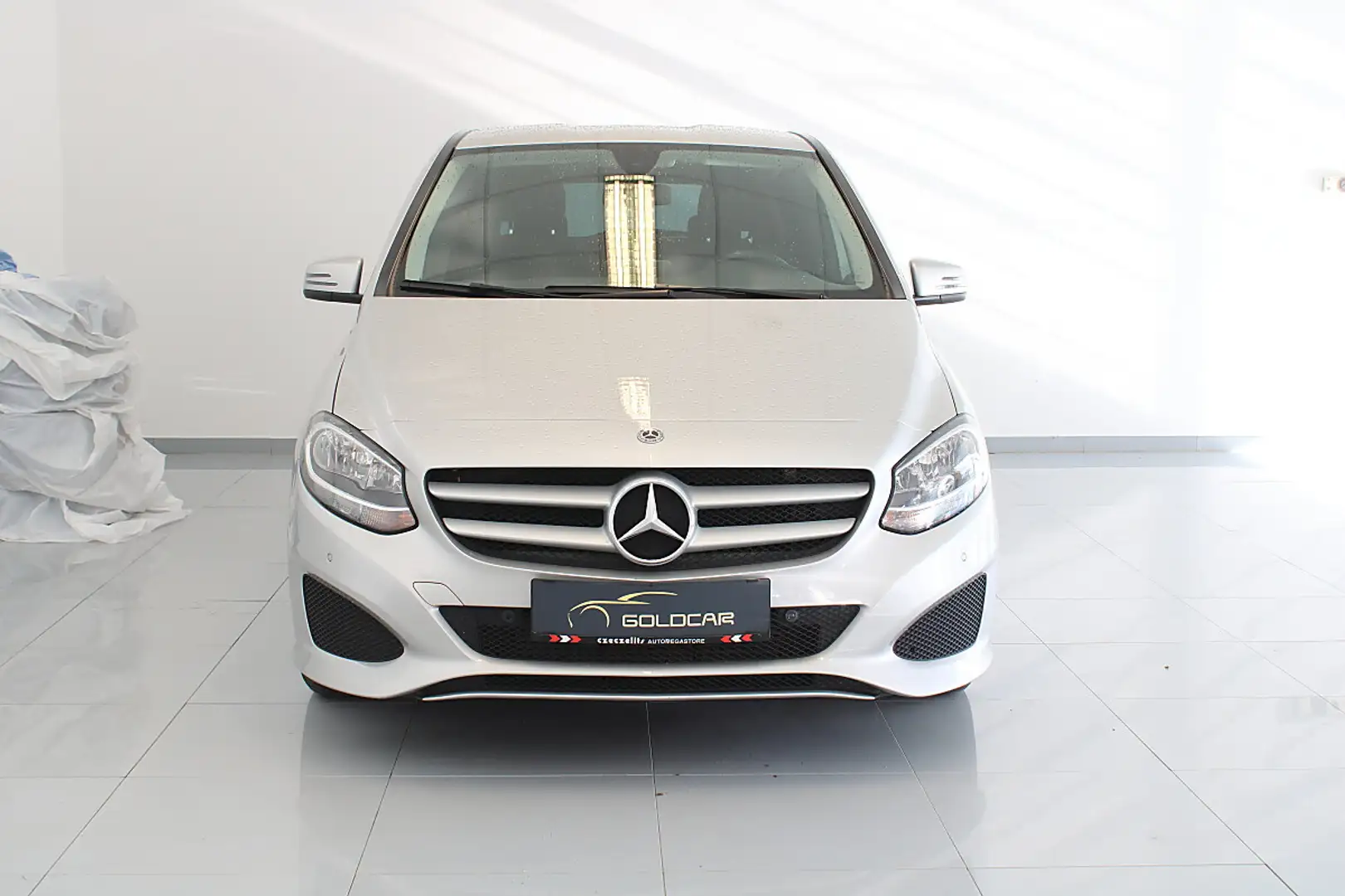 Mercedes-Benz B 160 d Elegance Silber - 2