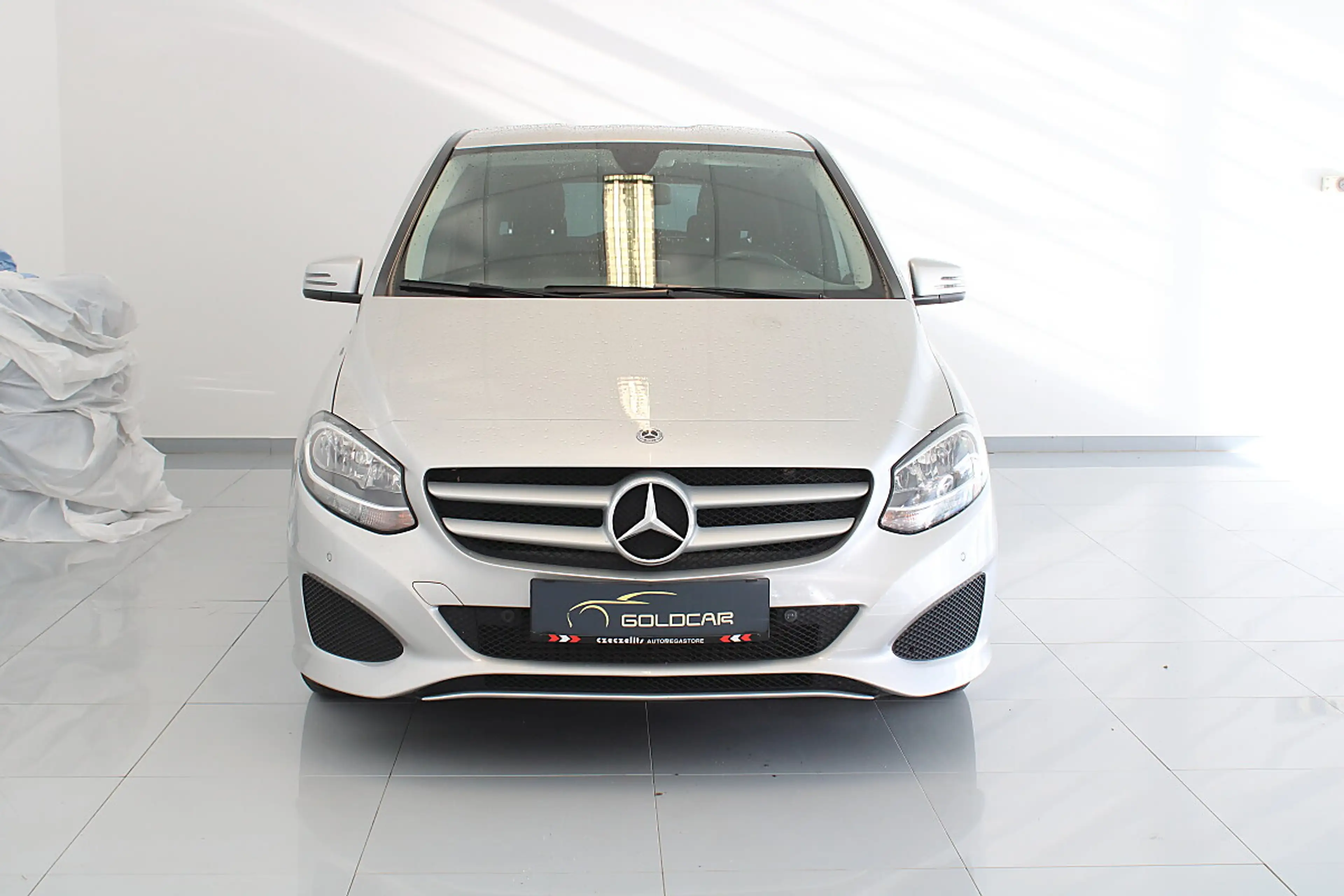 Mercedes-Benz B 160 d Elegance — photo 2