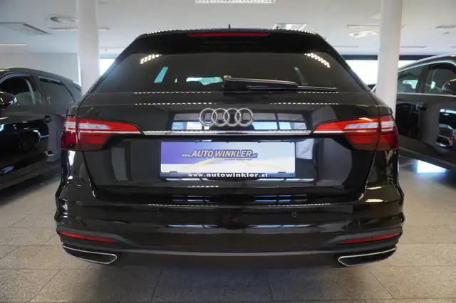 Audi A4 view 6