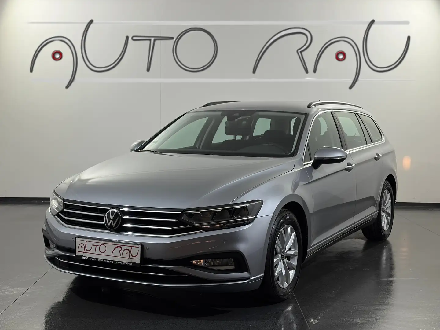 Volkswagen Passat Variant 2.0 TDI SCR Business DSG *LED*ACC*RFK* Silber - 1