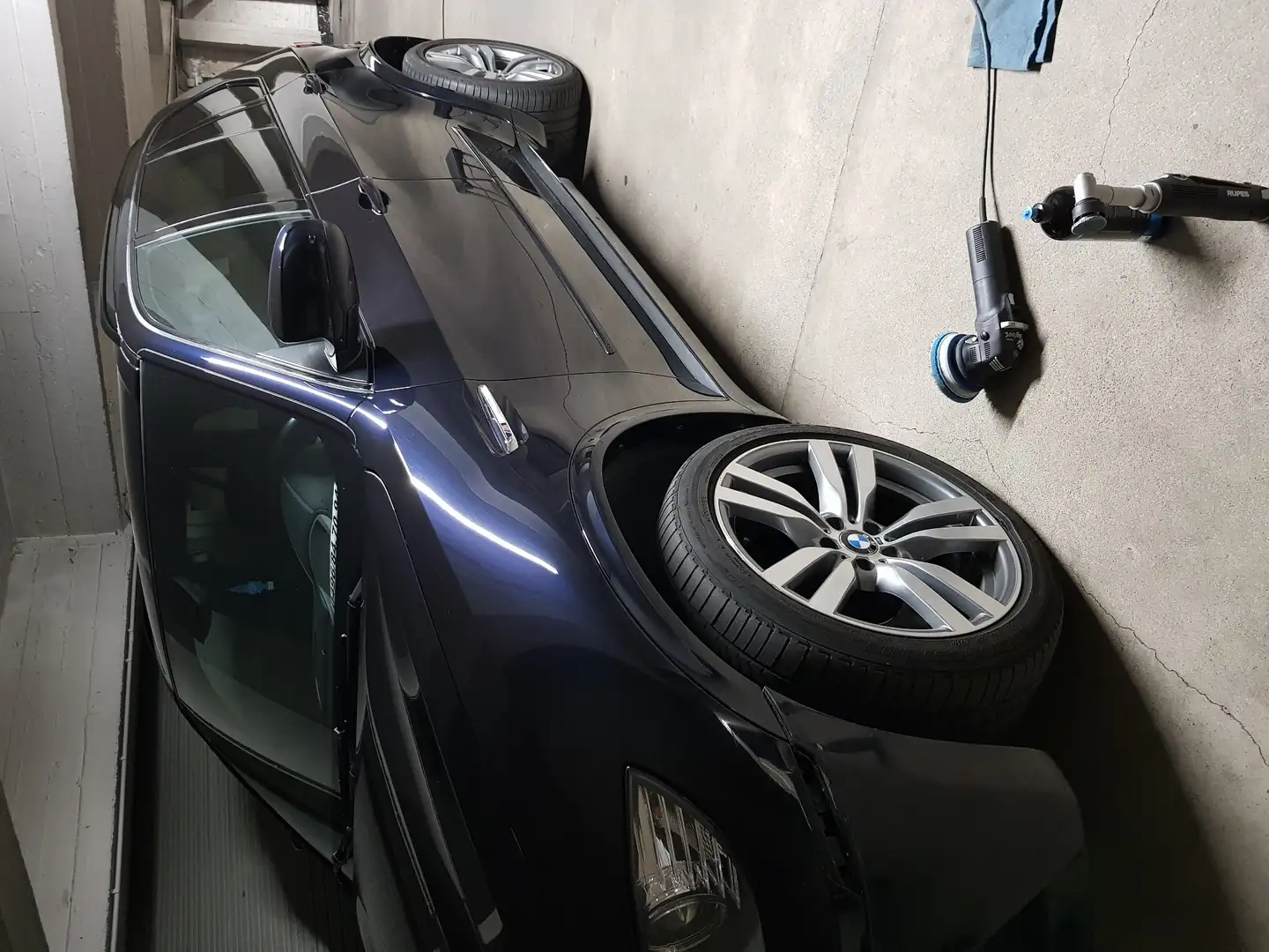 BMW X5 M 4.4iA V8 - 1