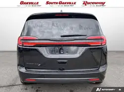 Chrysler Pacifica 2026