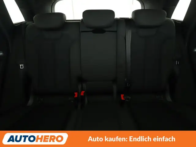 Audi Q5 view 15