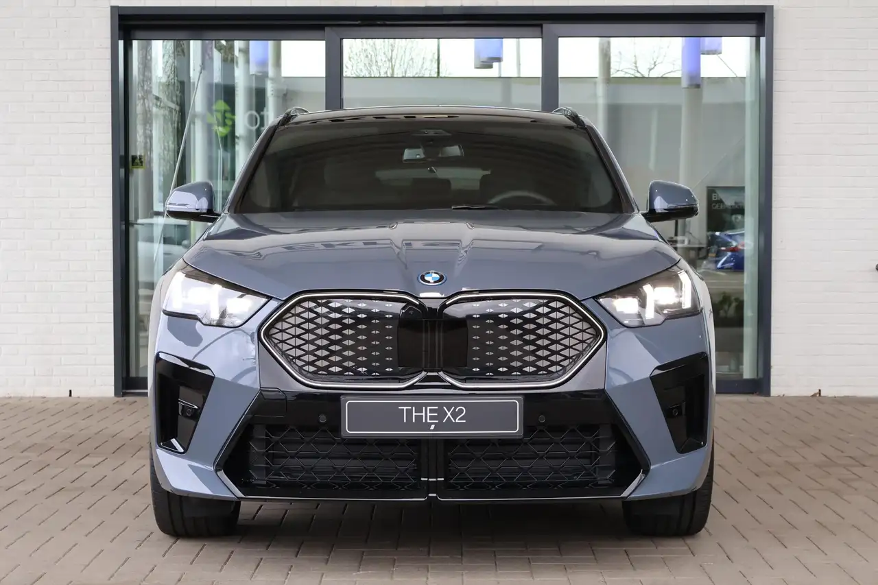 BMW iX2 2026