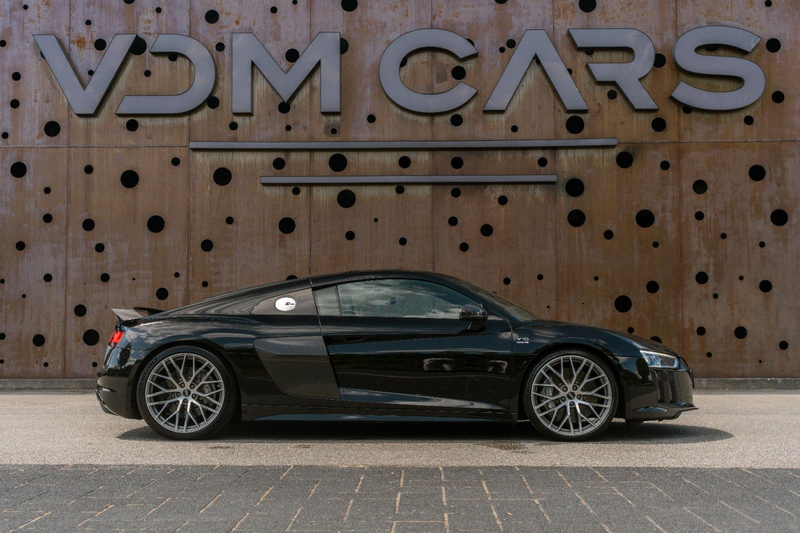 Audi R8 V10 quattro plus *CAPRISTO*CARBON EXT/INT*PPF — photo 7