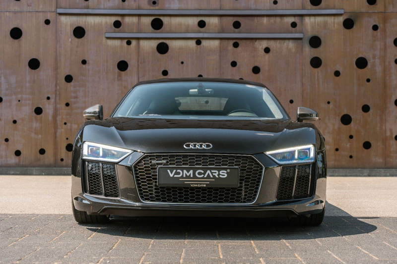 Audi R8 V10 quattro plus *CAPRISTO*CARBON EXT/INT*PPF — photo 2