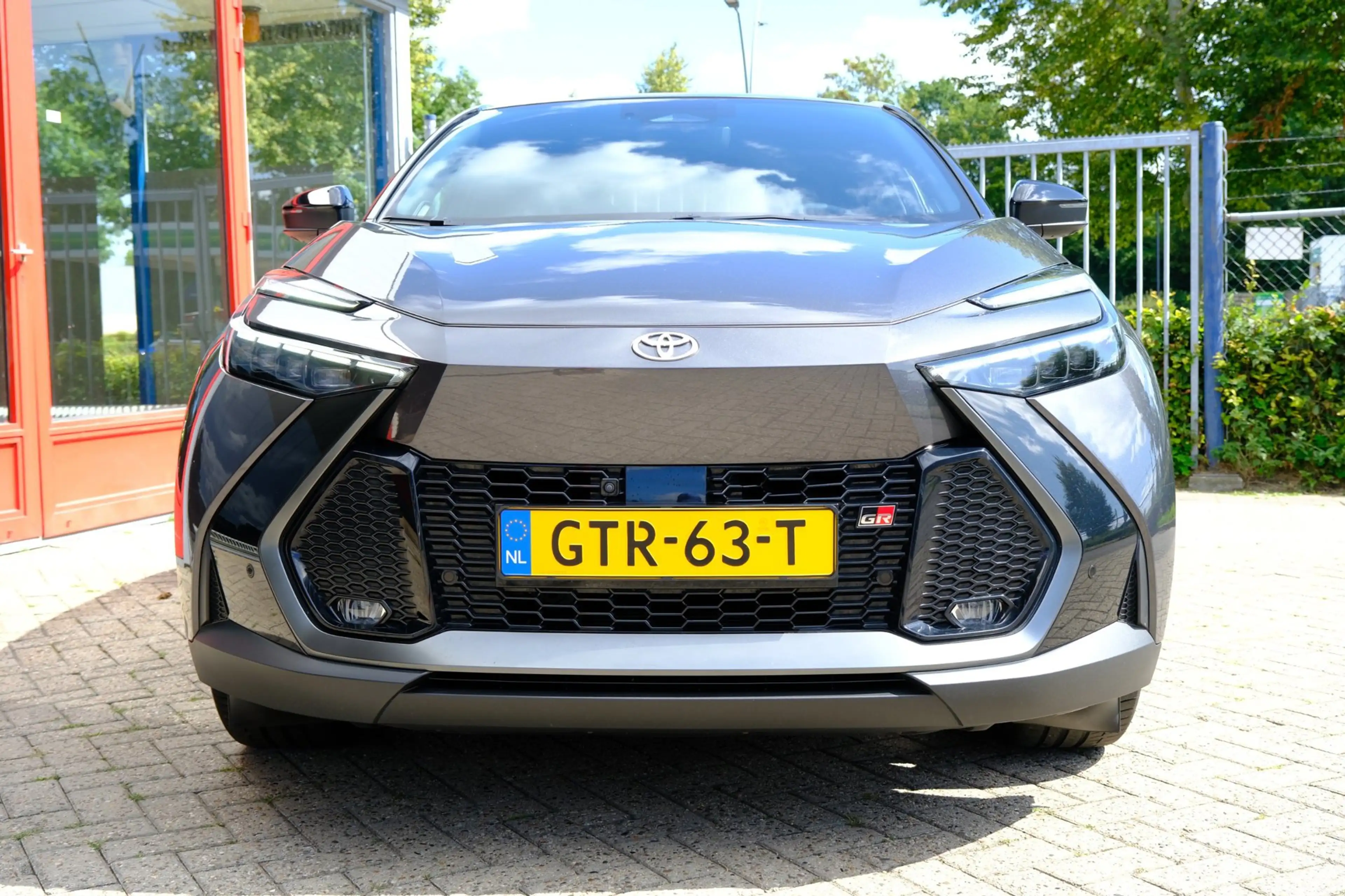 Toyota C-HR 2.0 Hybrid 200 GR SPORT Première Edition Aut. Navi — photo 7