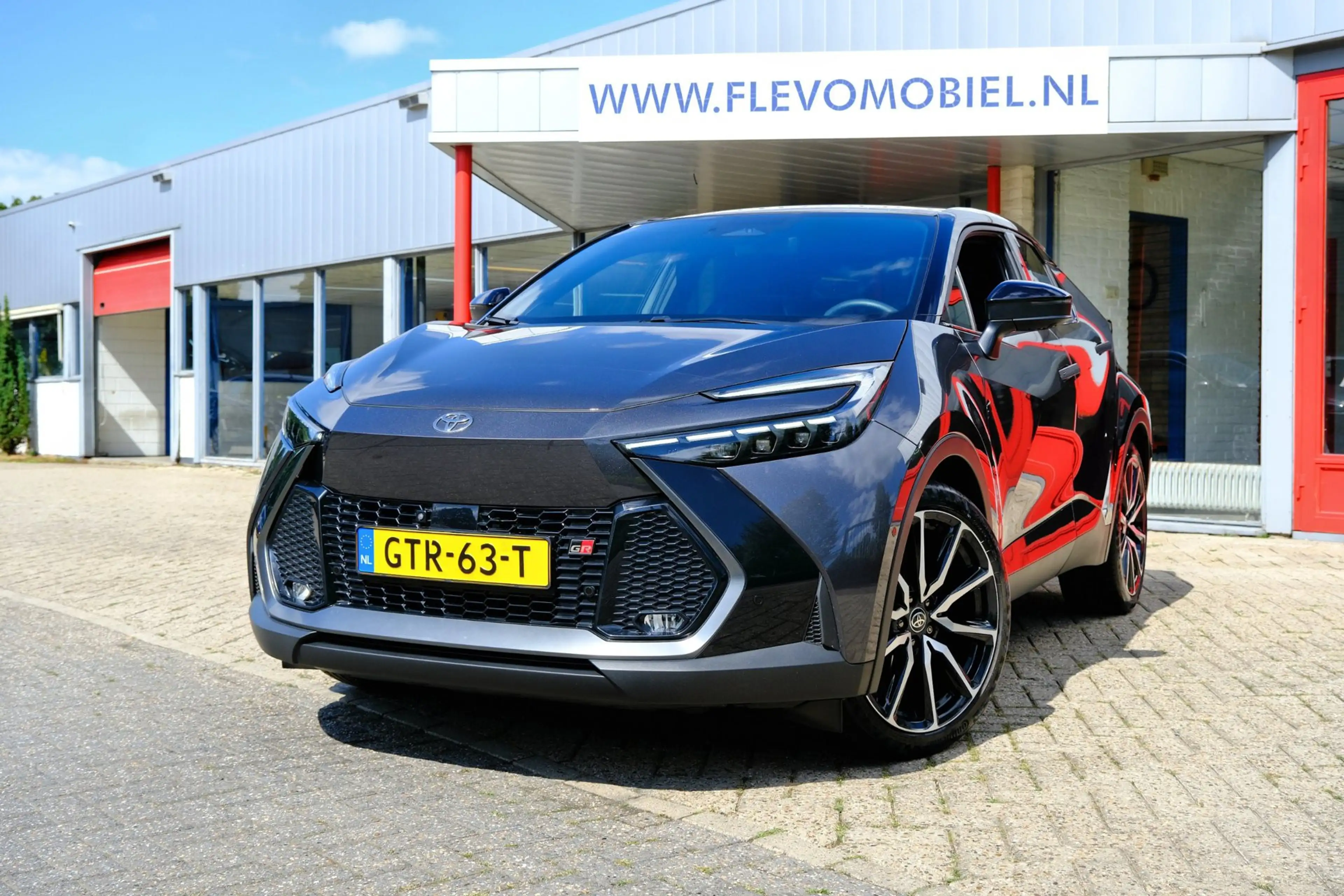 Toyota C-HR 2.0 Hybrid 200 GR SPORT Première Edition Aut. Navi