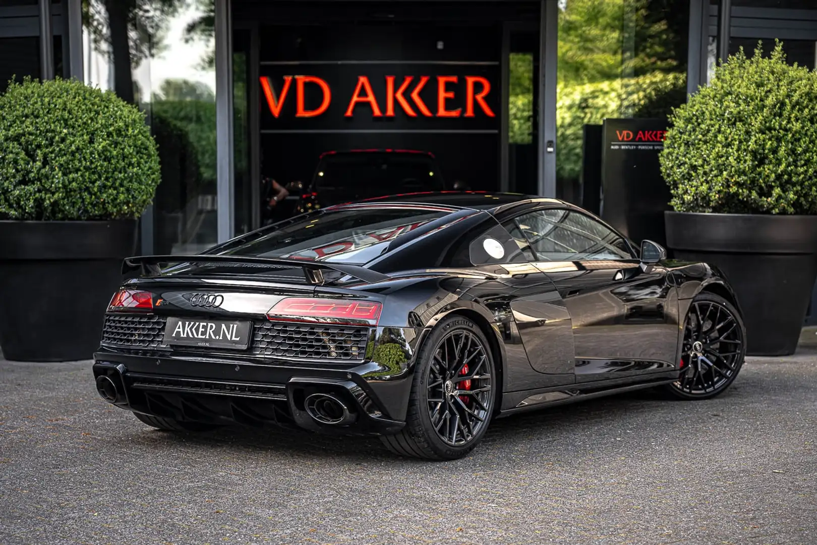Audi R8 5.2 V10 Performance Quattro Magnetic Ride | Dynami Black - 2
