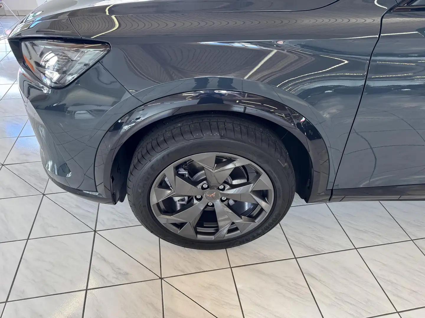 CUPRA Formentor 1.5 eTSI 110 kW ACC 18 Zoll Kamera 110 kW (150 ... Blau - 2
