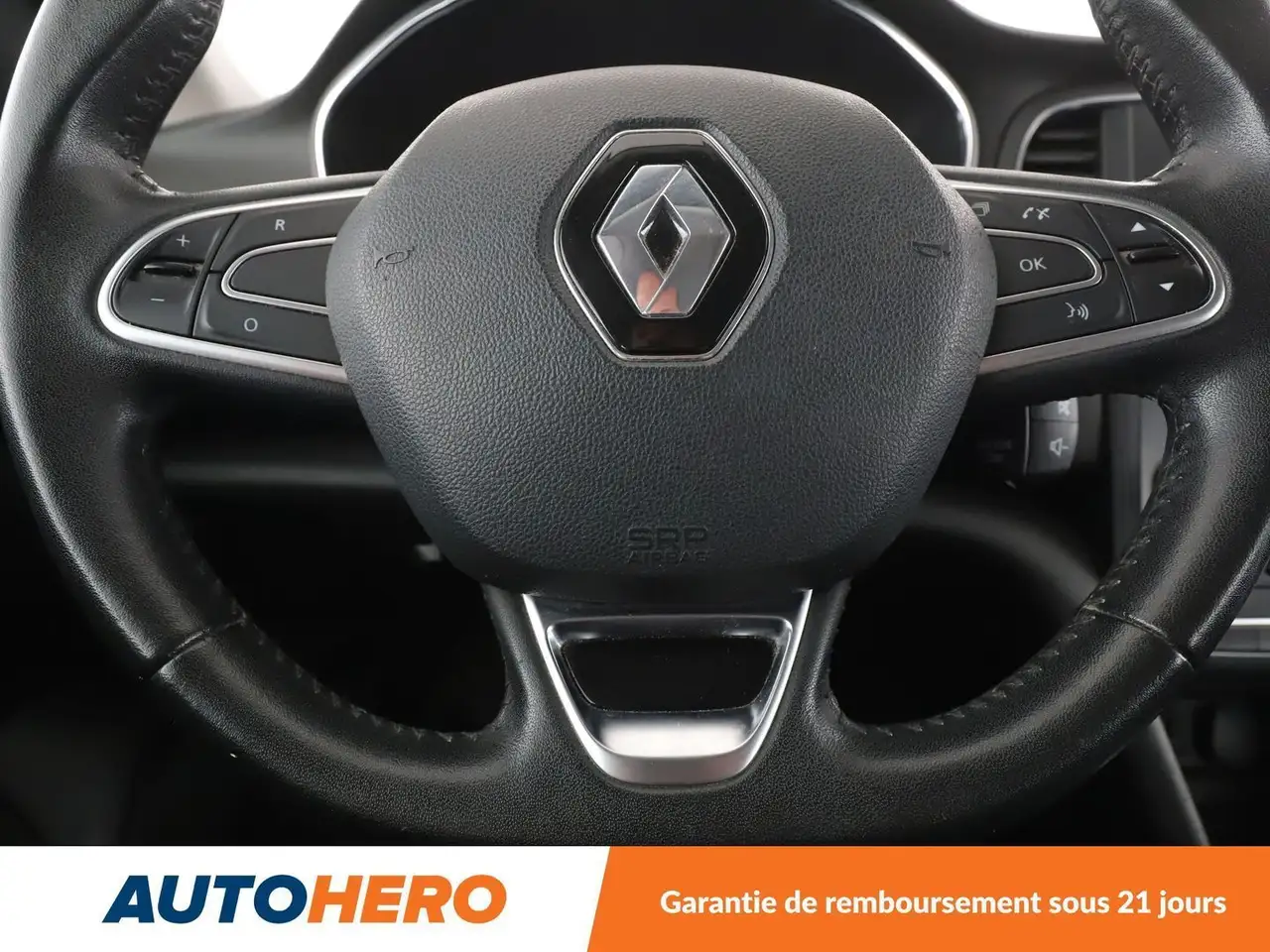 Renault Megane Berline — photo 19