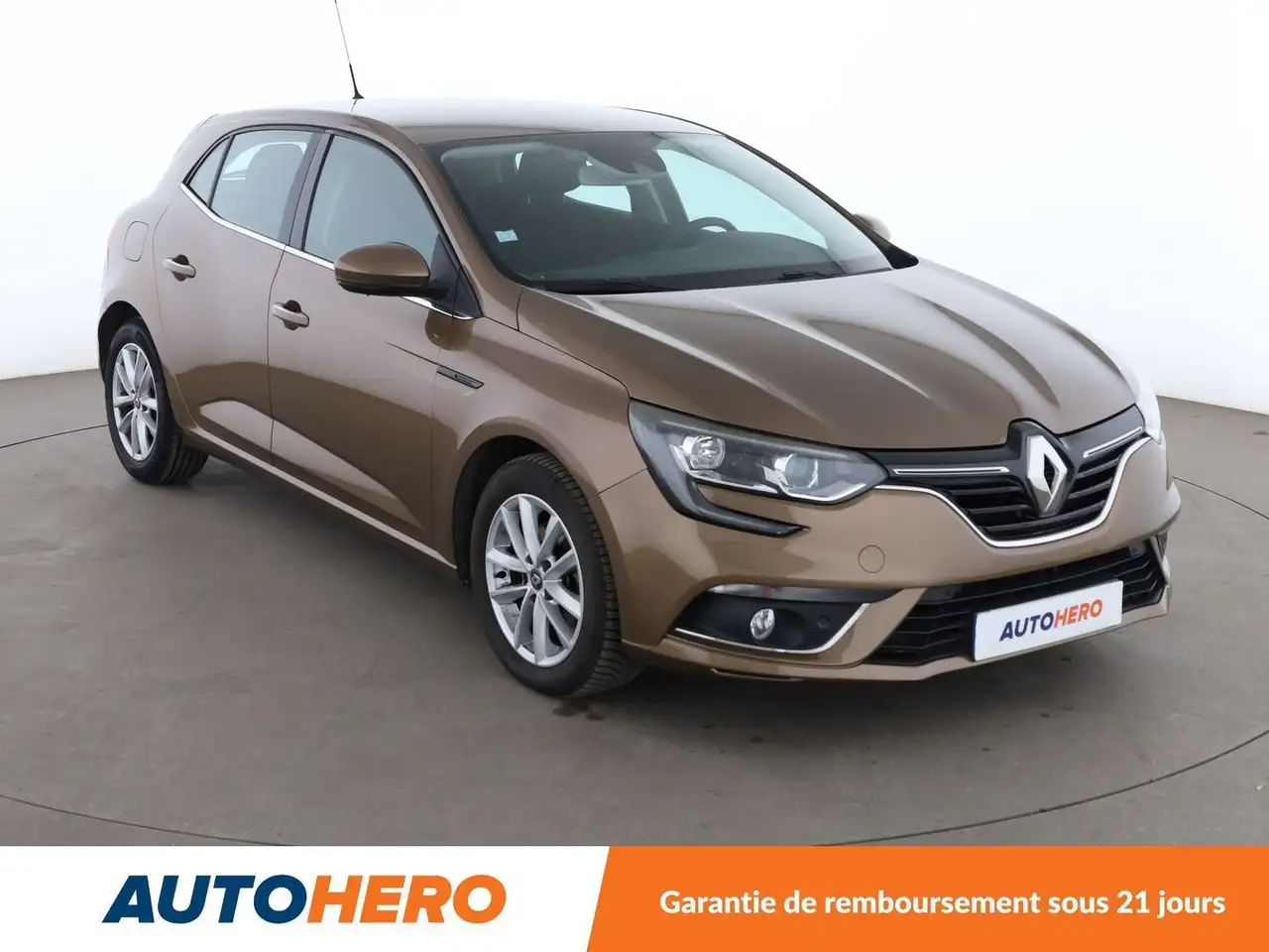 Renault Megane Berline — photo 8