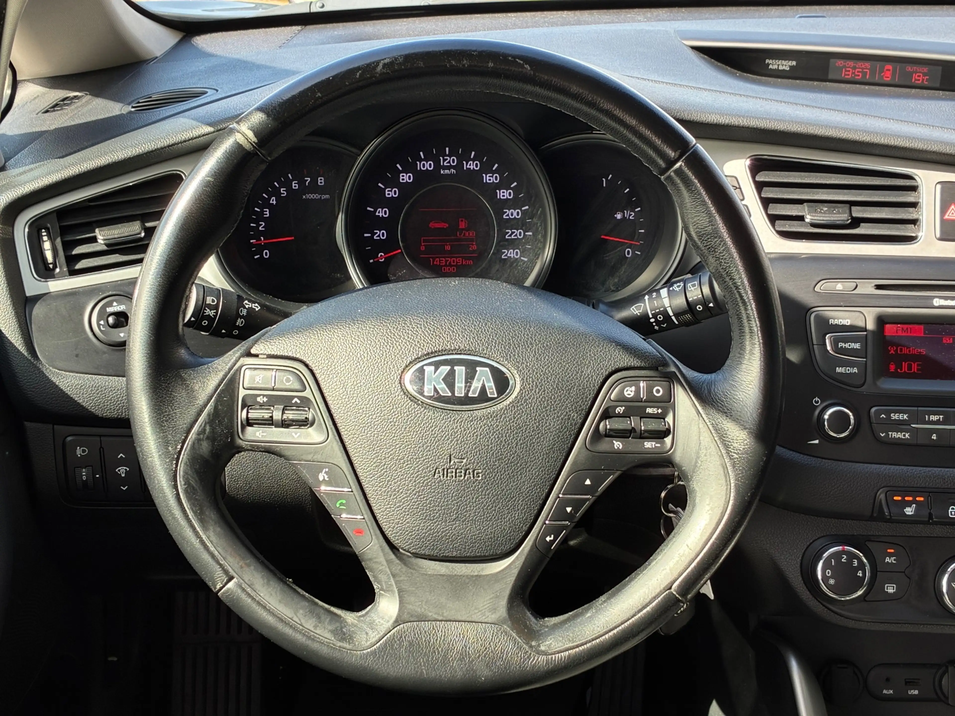 Kia Ceed / cee'd 1.4 CVVT|1e Eigenaar|CruiseControl|Airco|PDC|Stoel — photo 2