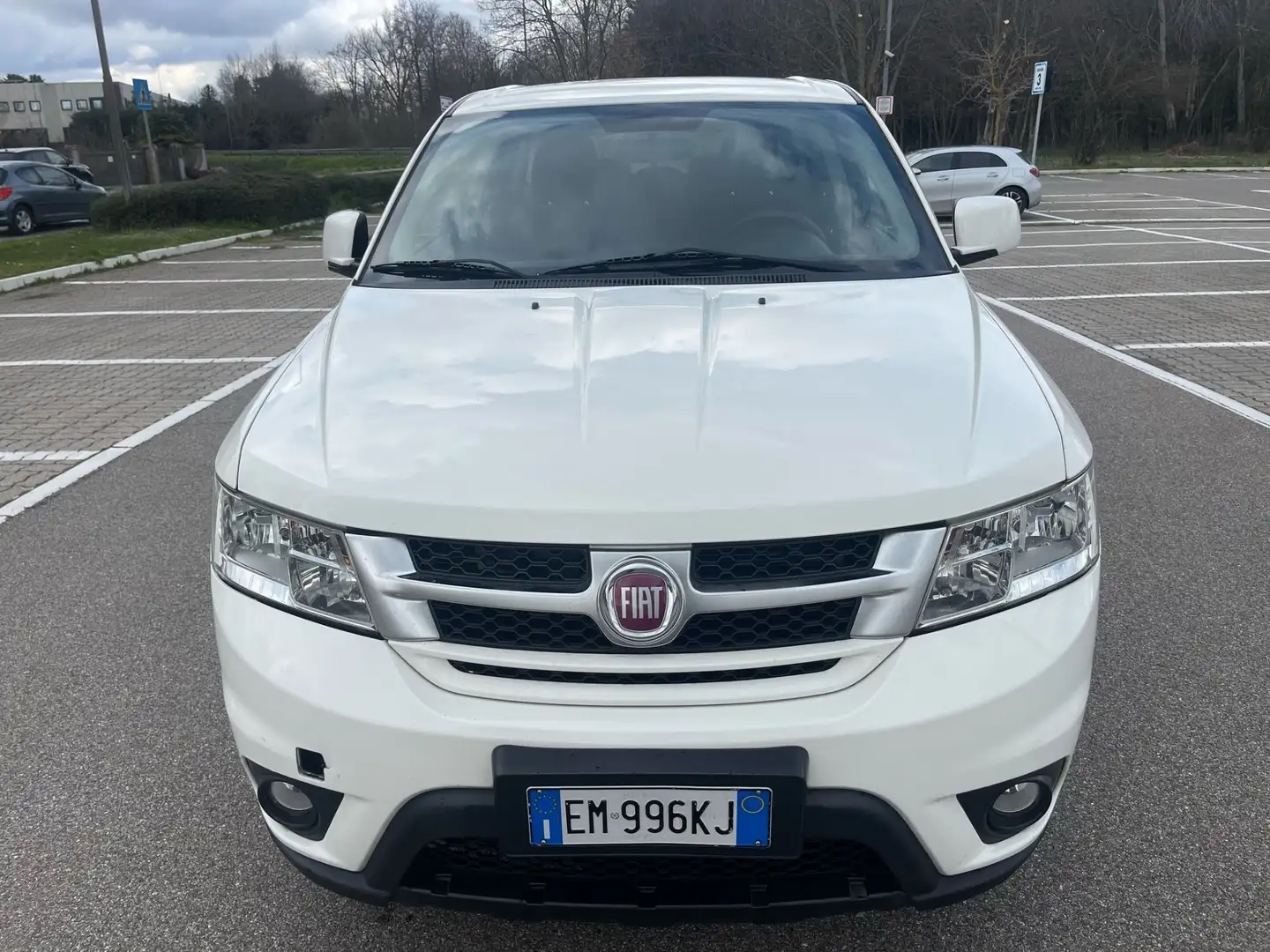 Fiat Freemont 2.0 mjt 16v Lounge 140cv 7 posti Bílá - 1