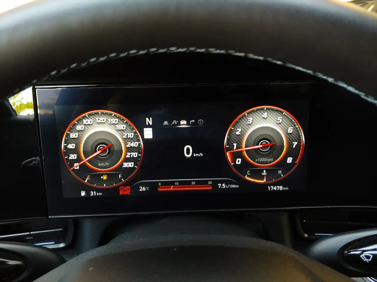 Hyundai ELANTRA снимка Hyundai ELANTRA