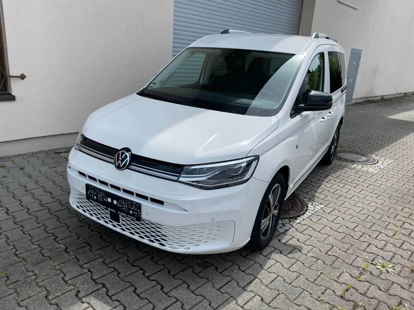 Volkswagen Caddy Style LED Navi Standheizung AHK Kamera Weiß - 2