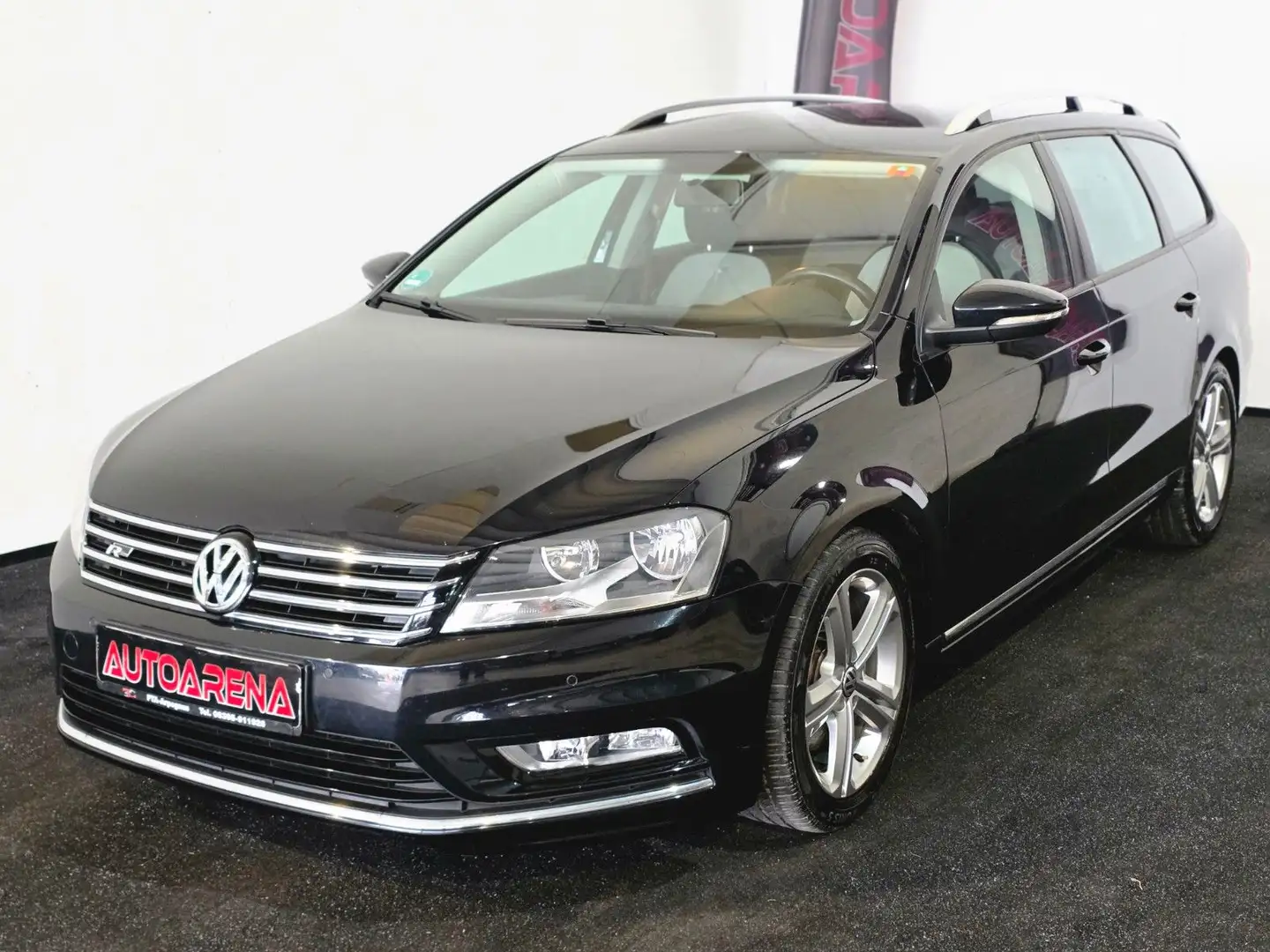 Volkswagen Passat Variant 2.0 TDI R-Line 1.HAND|SHZ|PDC| Černá - 2
