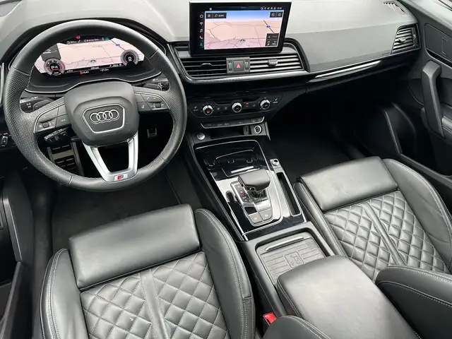 Audi Q5 view 14