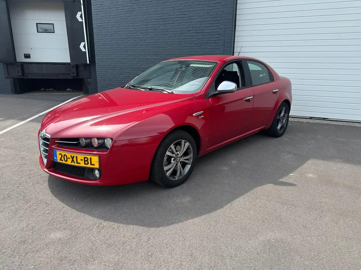 Alfa Romeo 159 2.2 JTS Progression AIRCO/CRUISE/LMV/BLUETOOTH Rood - 2