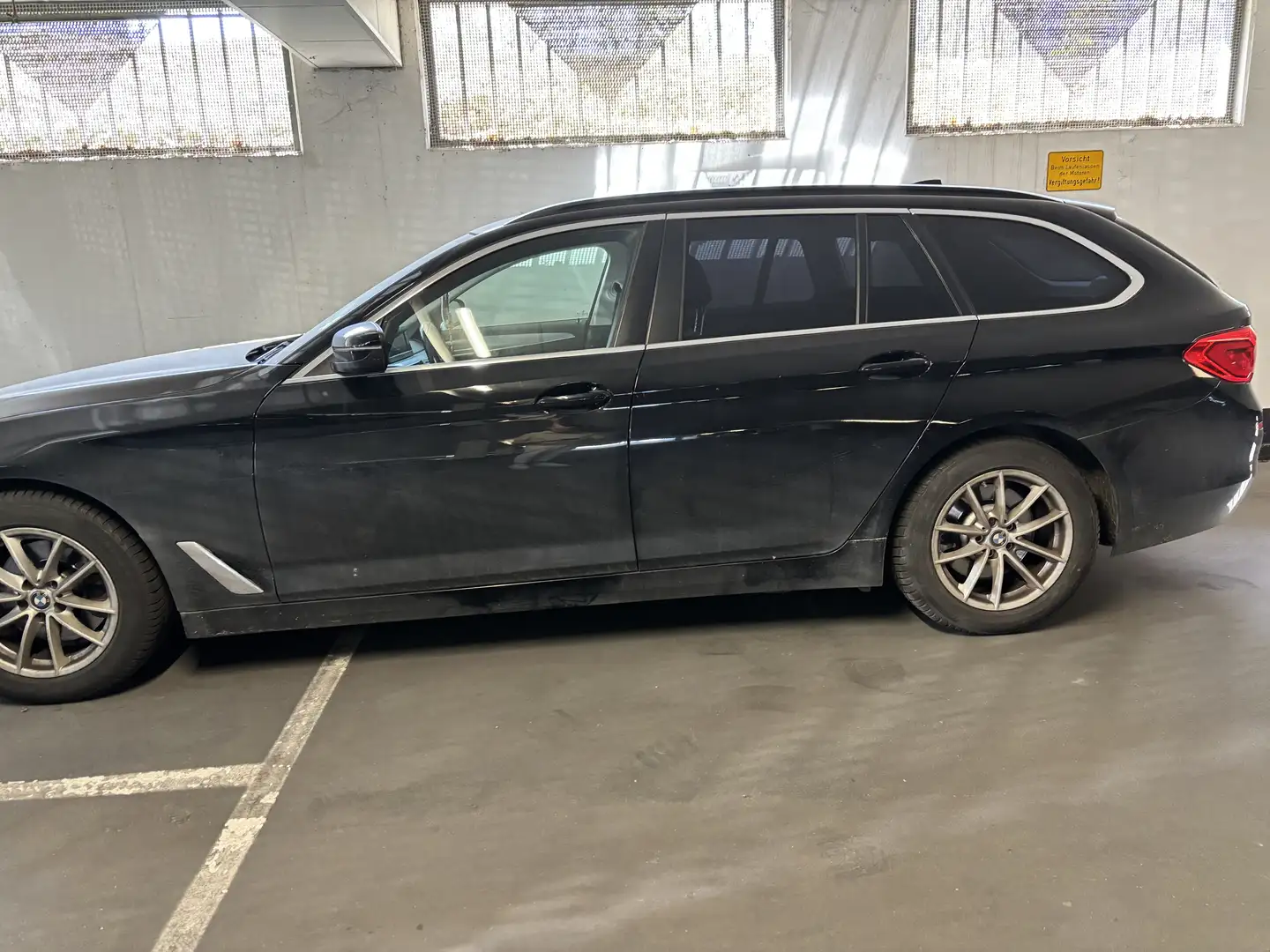 BMW 520 520 d Fekete - 2