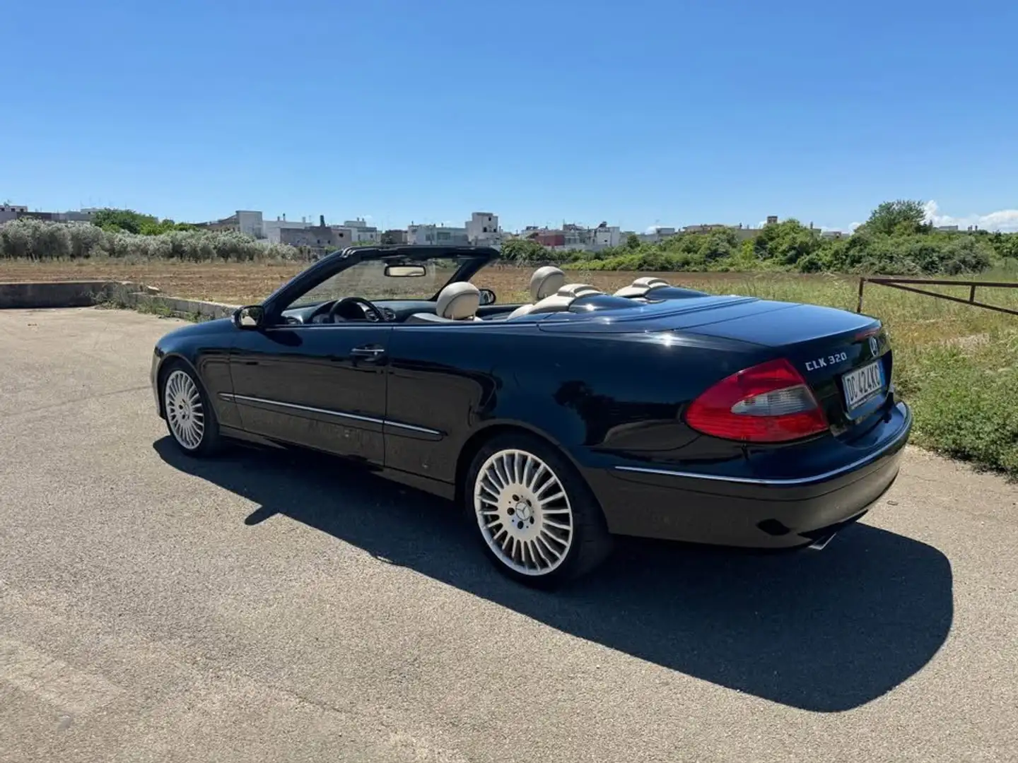 Mercedes-Benz CLK 320 CLK 320 CDI Cabriolet Avantgarde Restyling Fekete - 2