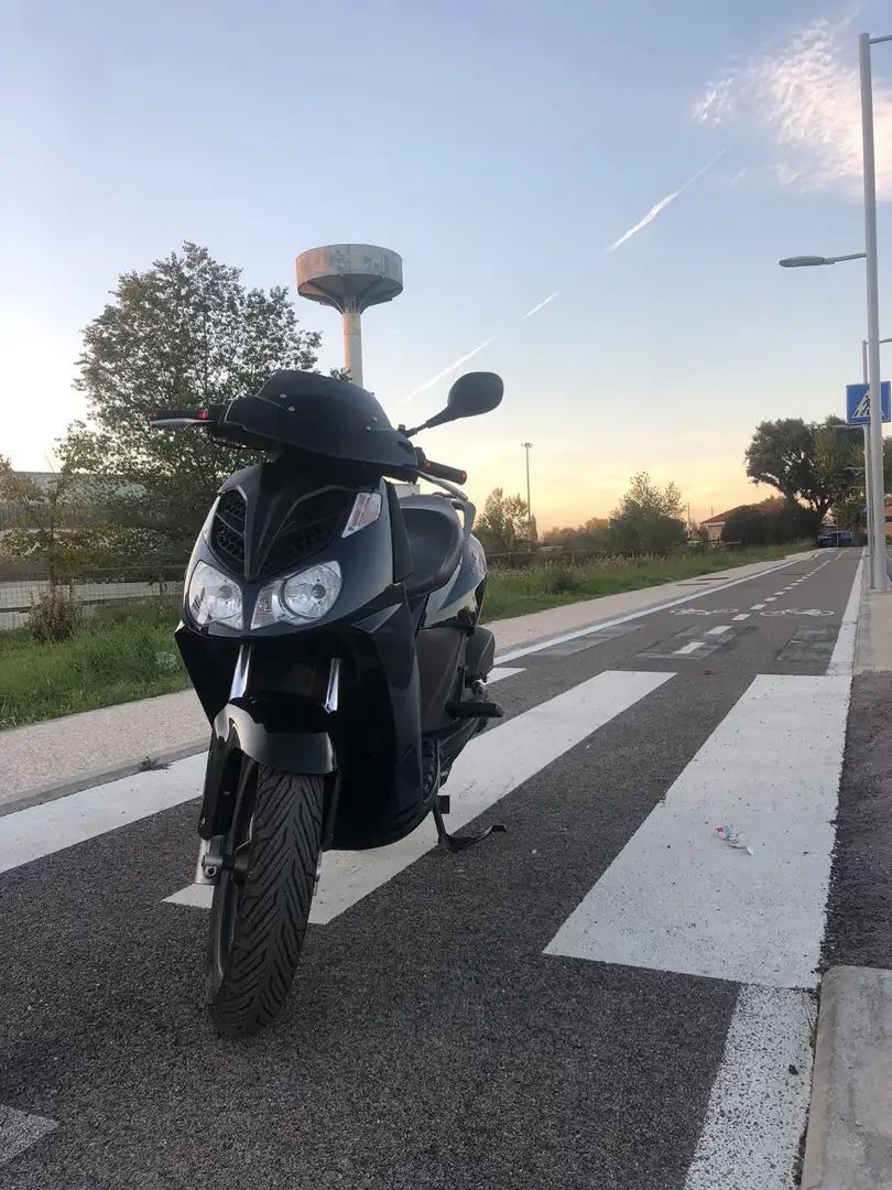 Aprilia Sportcity 125 Cube 125 - 1