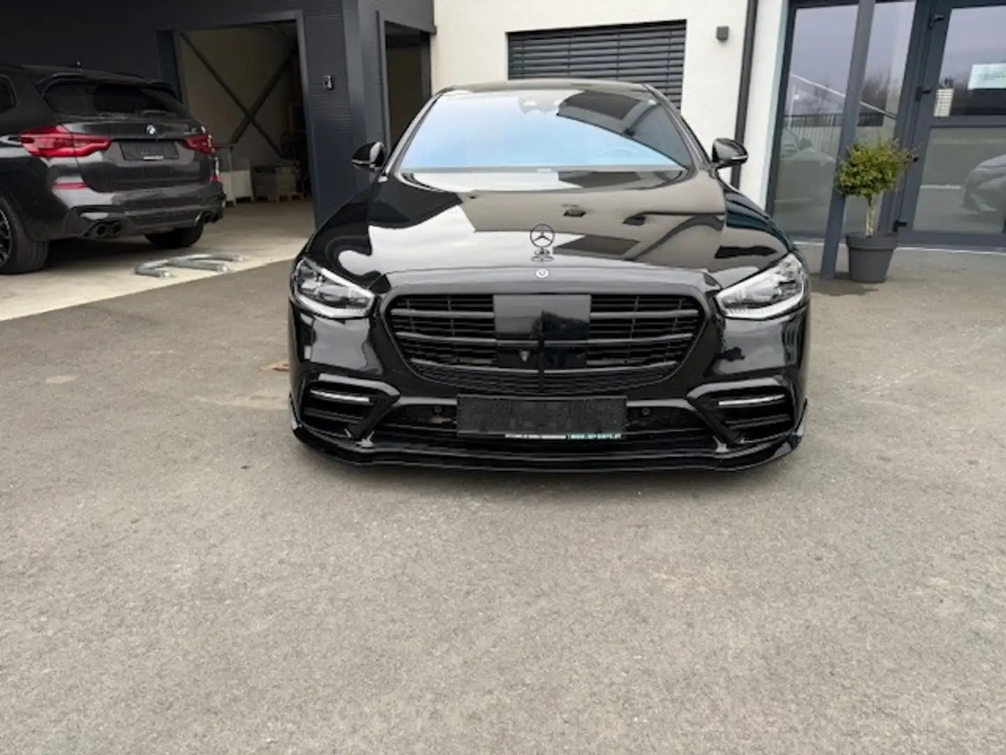 Mercedes-Benz S 500 lang 4MATIC Aut. BRABUS, 22 Zoll Schwarz - 2