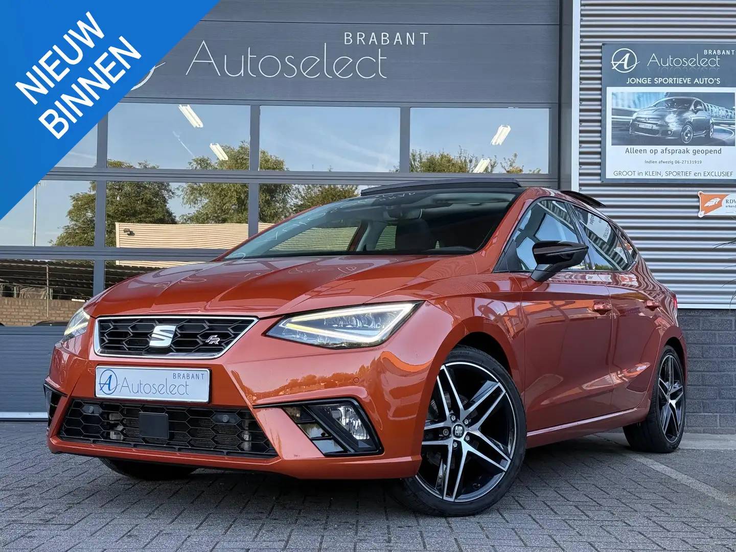 SEAT Ibiza 1.5 TSI EVO FR Pano Camera Navi Arancione - 1
