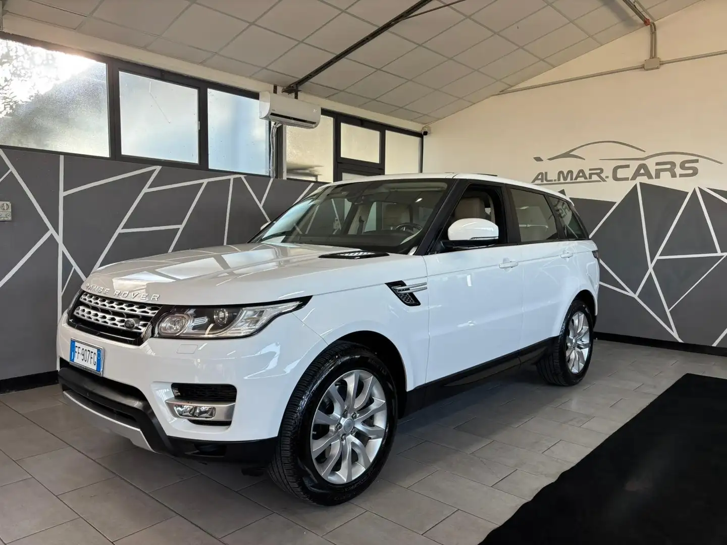 Land Rover Range Rover Sport Range Rover Sport 3.0 tdV6HSE Dynamic auto my16 E6 Bianco - 1