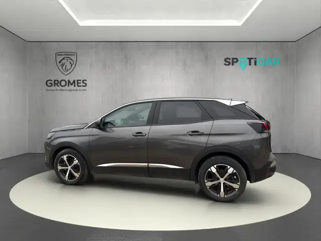 Peugeot 3008 view 6