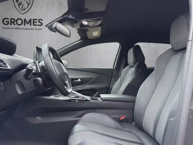 Peugeot 3008 view 9