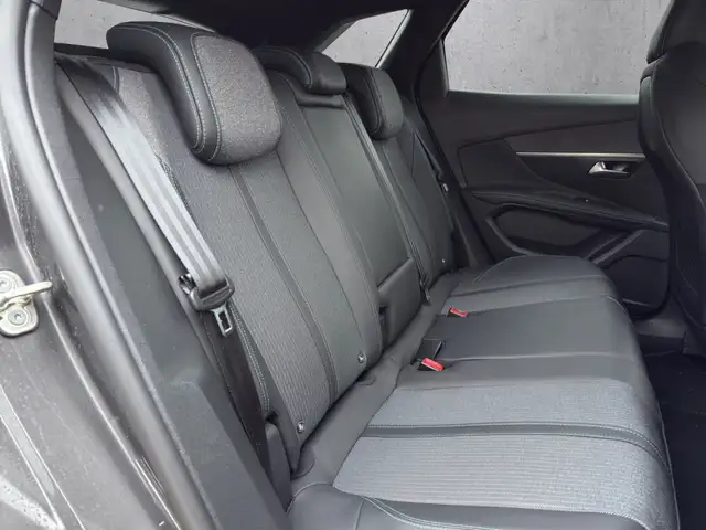 Peugeot 3008 view 14