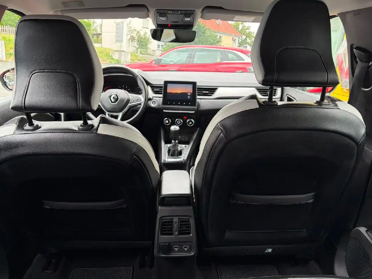 Renault Captur Intens, миниатюра 5