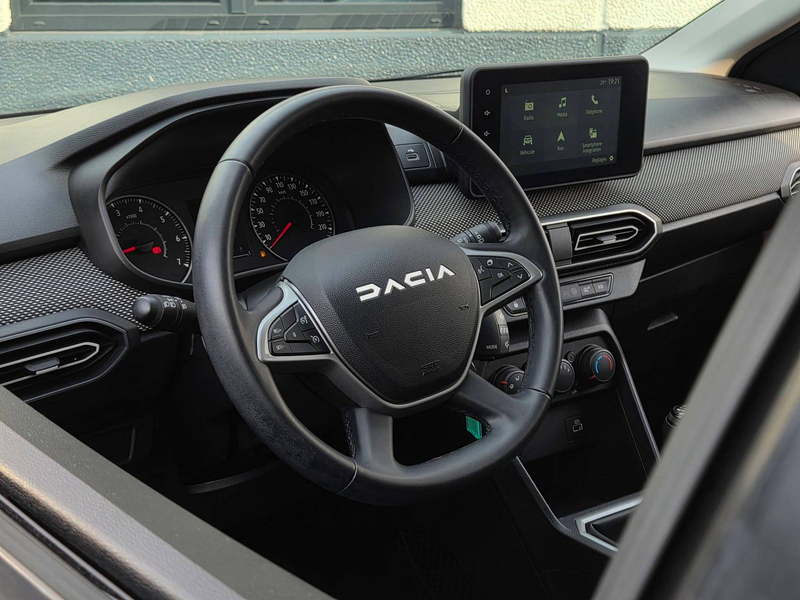 Dacia Jogger 1.0 TCe 7 PLACES | NAVI | CAMERA | CARPLAY | CRUISE — photo 8