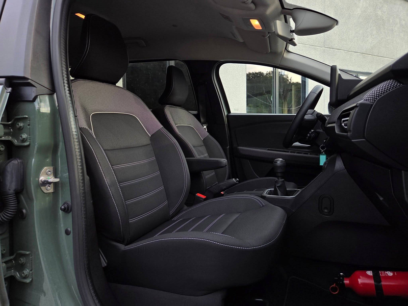 Dacia Jogger 1.0 TCe 7 PLACES | NAVI | CAMERA | CARPLAY | CRUISE — photo 15
