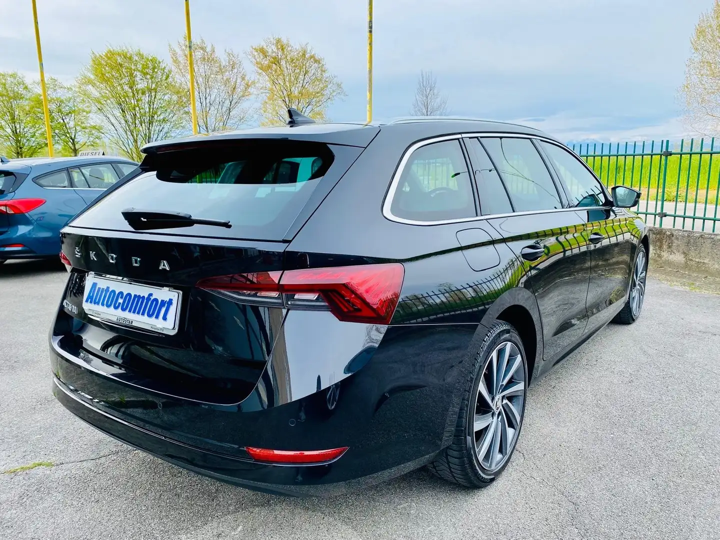 Skoda Octavia Wagon 2.0 tdi evo Executive 150cv dsg Noir - 2
