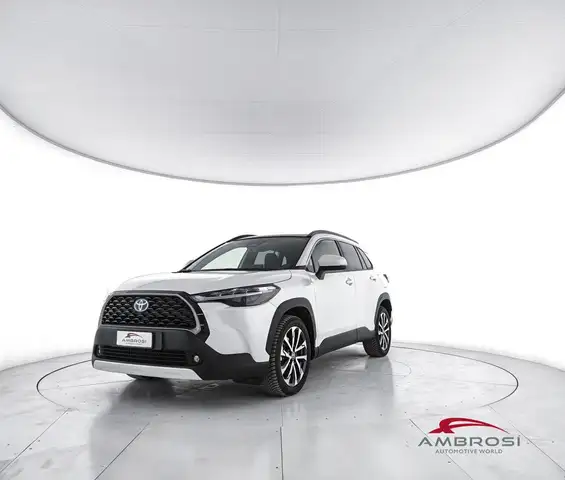 Toyota Cross 2.0h Lounge Fwd 197cv e-cvt