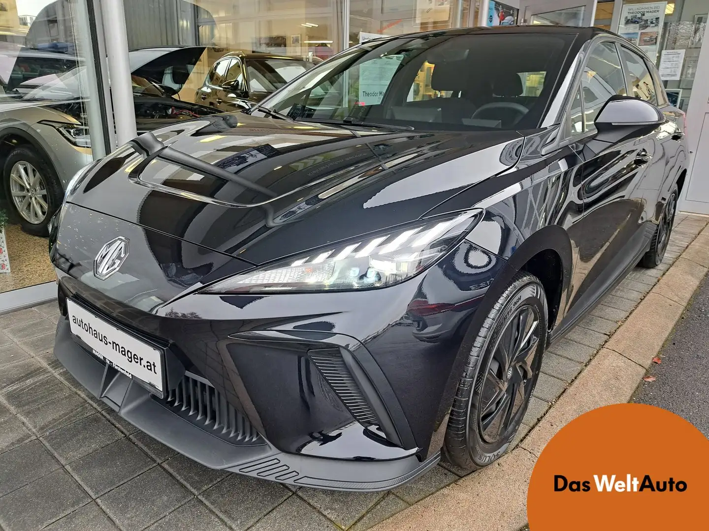 MG MG4 MG  EV 51 kWh Standard Schwarz - 1