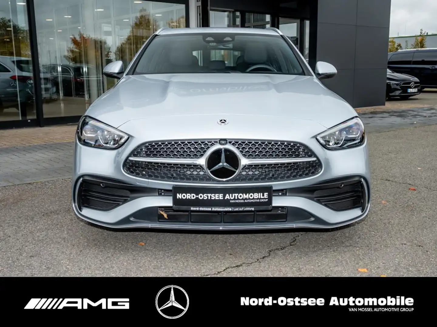 Mercedes-Benz C 300 T d  AMBIENTE KEYLESS NAVI KAMERA MBUX Silber - 2