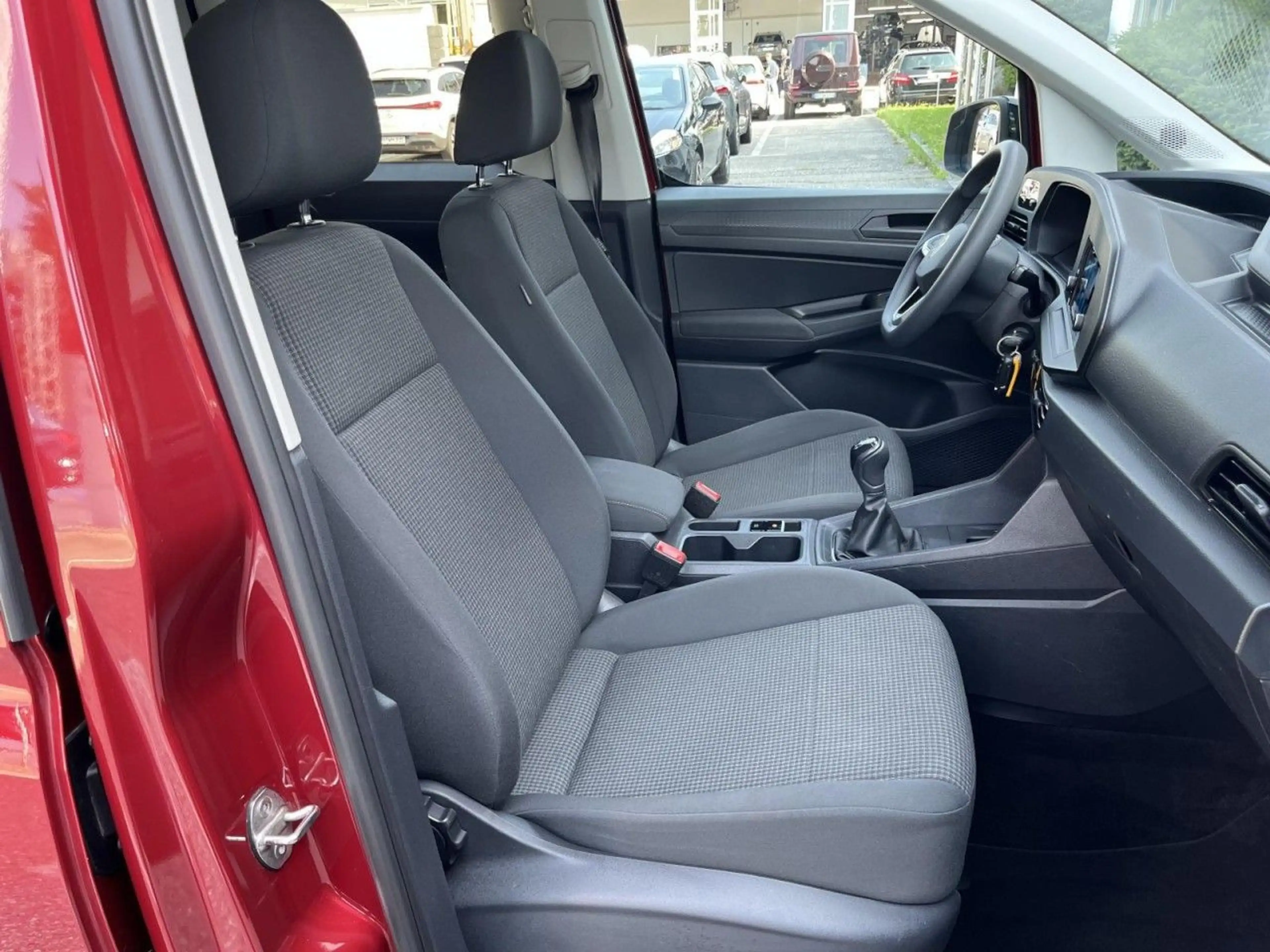 Volkswagen Caddy 2,0 TDI Basis (Klima+PDC+Sitzhzg) — photo 10
