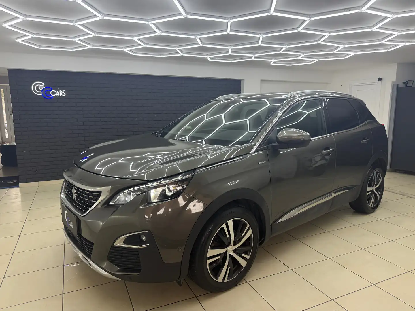 Peugeot 3008 1.5 bluehdi GT Line AUTOMATICA Grau - 1