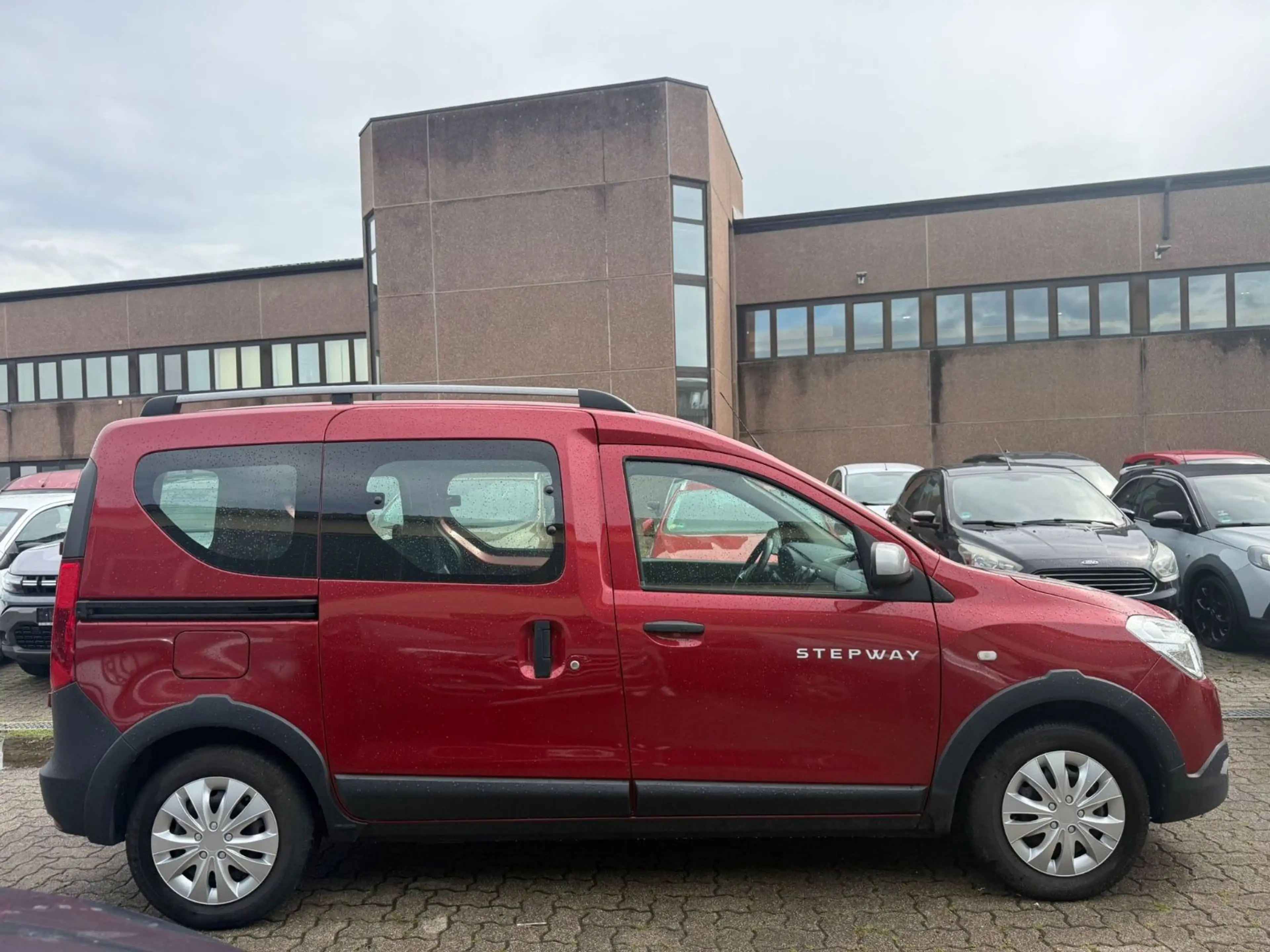 Dacia Dokker Stepway Plus — photo 3