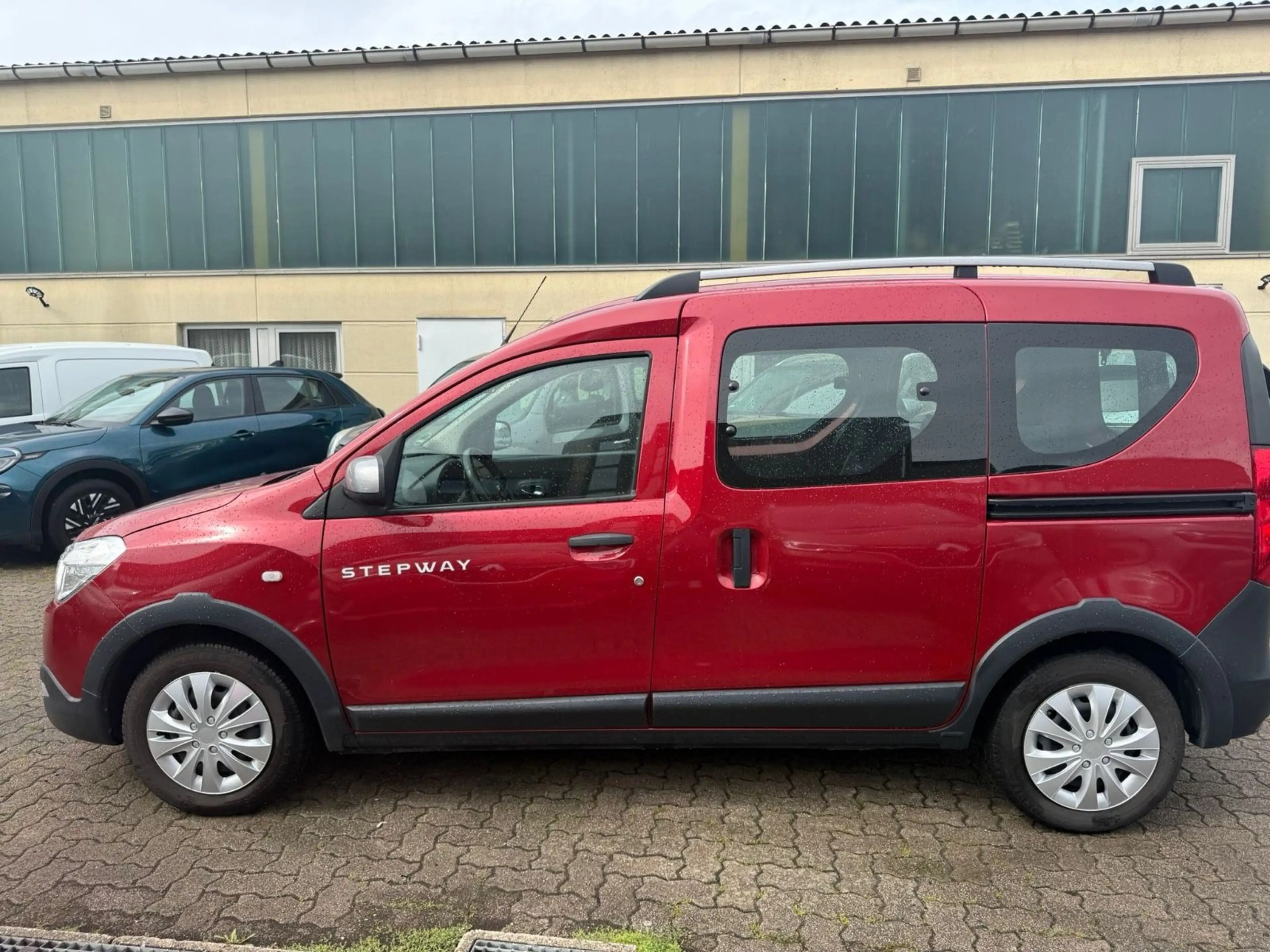 Dacia Dokker Stepway Plus — photo 4