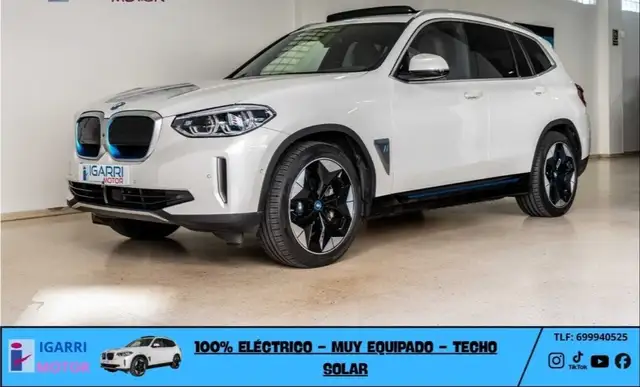 BMW iX xDrive 40