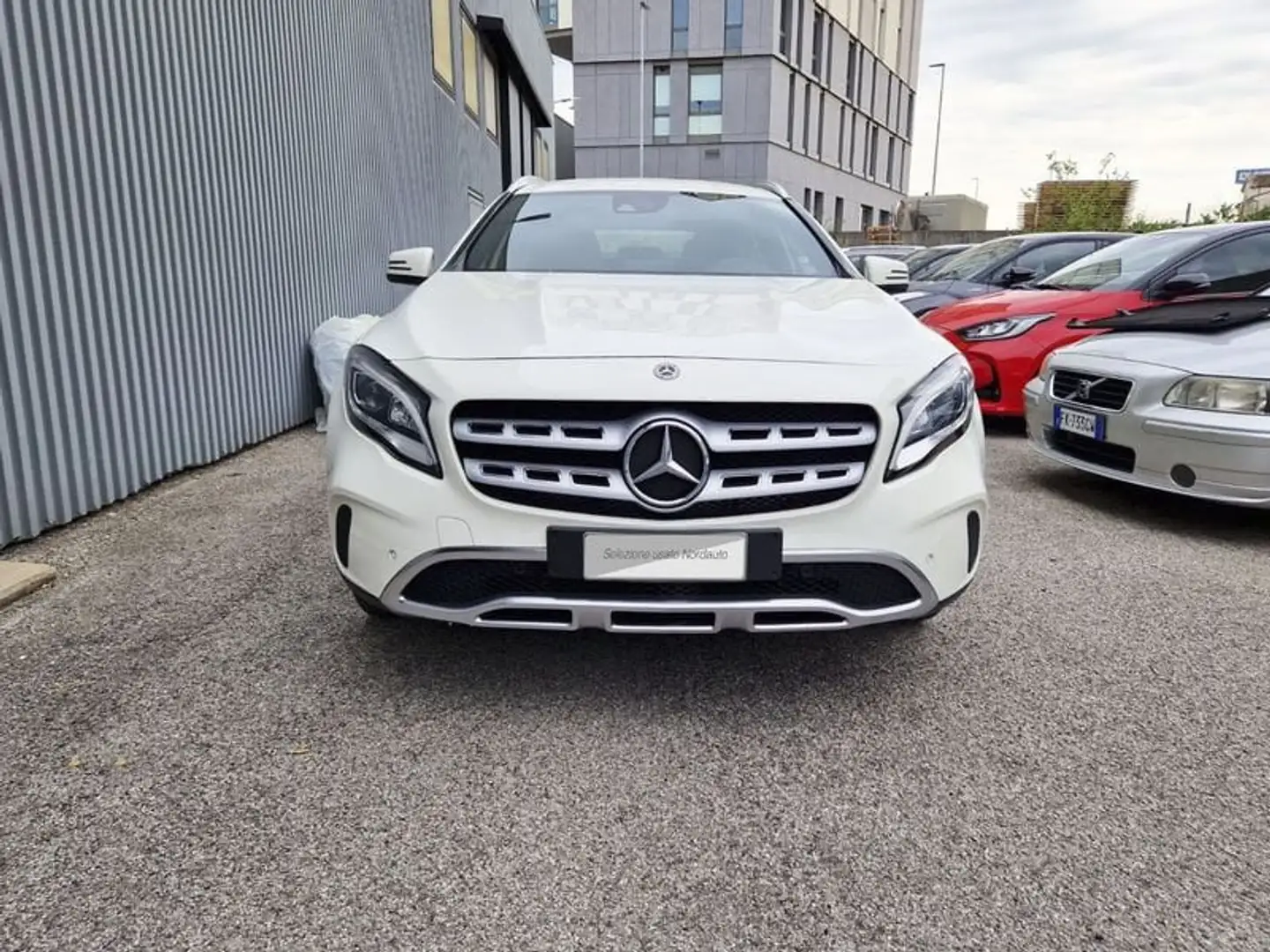 Mercedes-Benz GLA 200 GLA 200 d Automatic 4Matic Sport White - 2